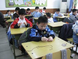 原来电路是真么回事啊！少年牛顿小组